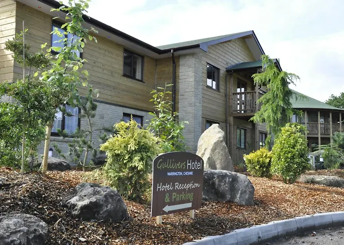 The Gulliver\'S Hotel